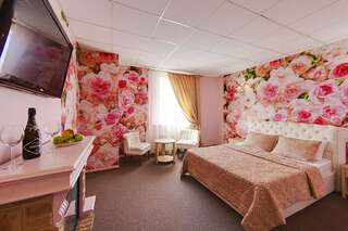 Гостиница Мартон Палермо Краснодар Люкс свадебный-1